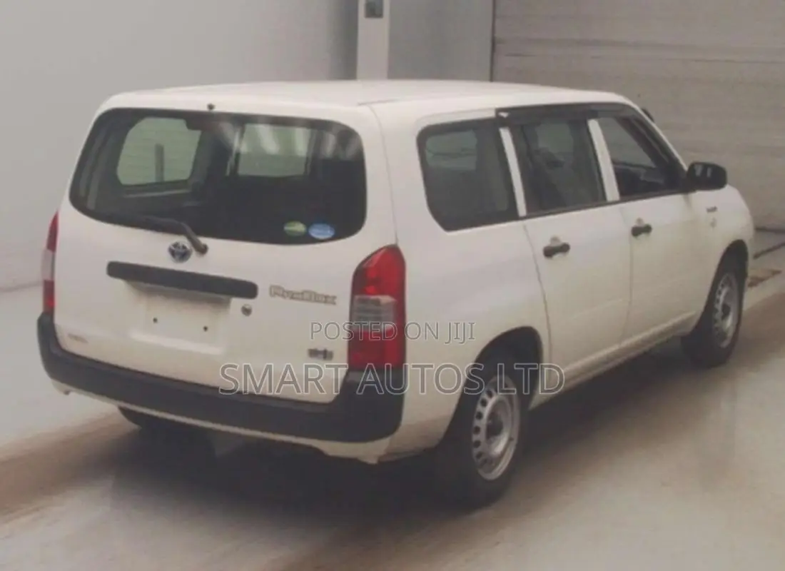 Toyota Probox 1.5 Hybrid F 2020 Pearl