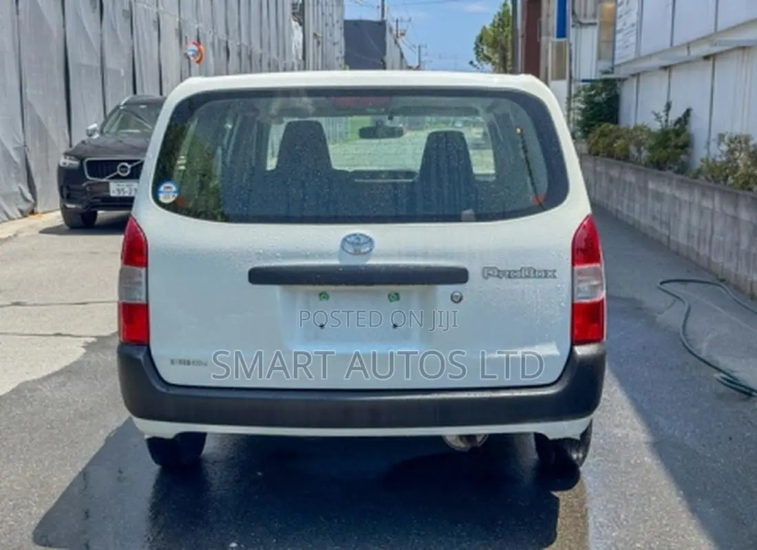 Toyota Probox 1.5 F 2WD 2021 Off white