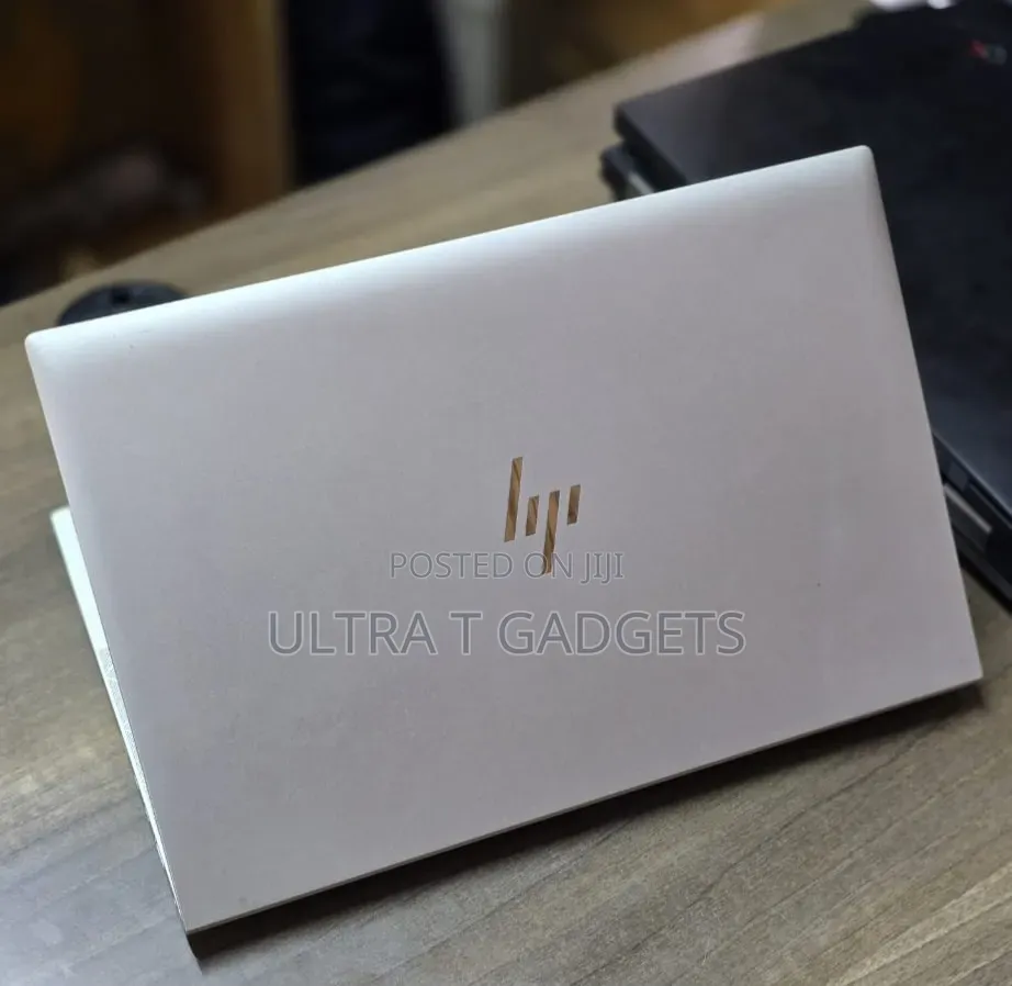 Laptop HP EliteBook 845 G7 16GB AMD Ryzen 7 SSD 256GB