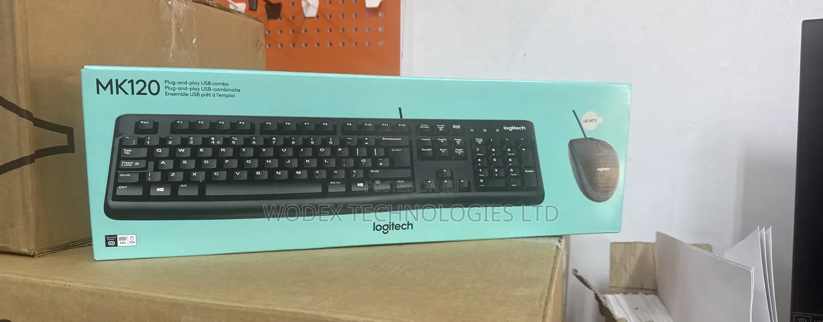 Logitech MK120 Plug-and-Play USB Combo