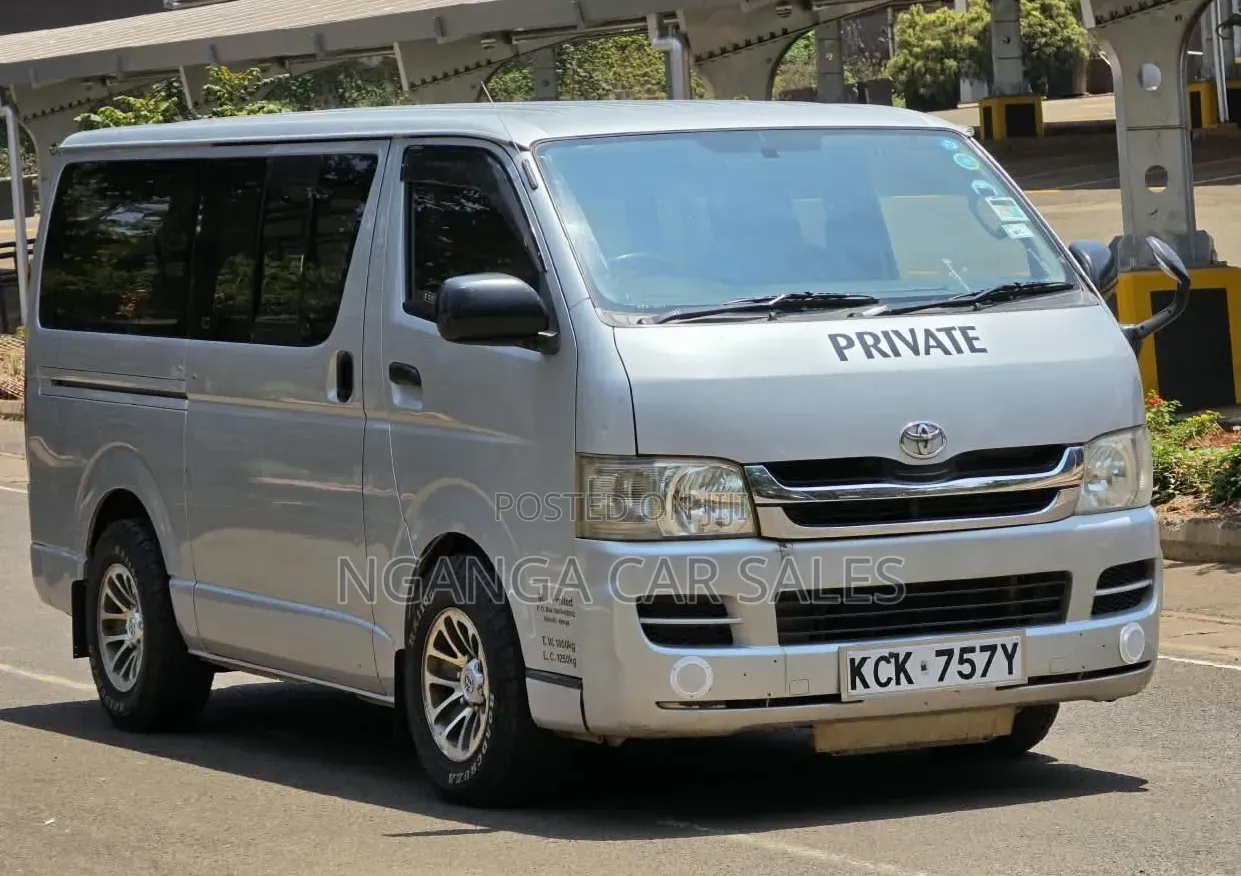Toyota HiAce 2008 Silver