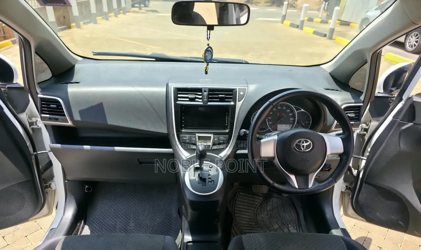 Toyota Ractis 2016 White