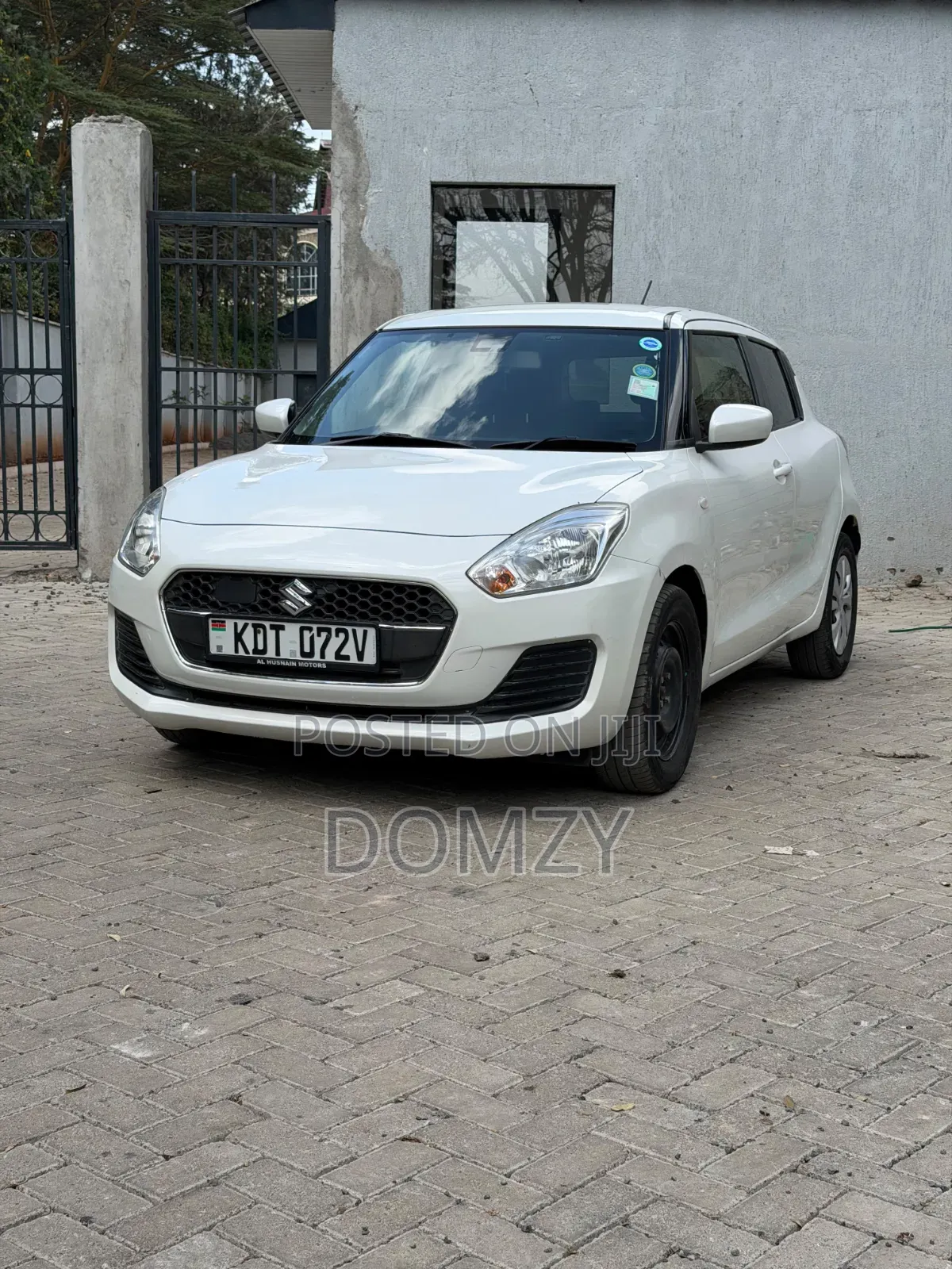 Suzuki Swift 2019 White