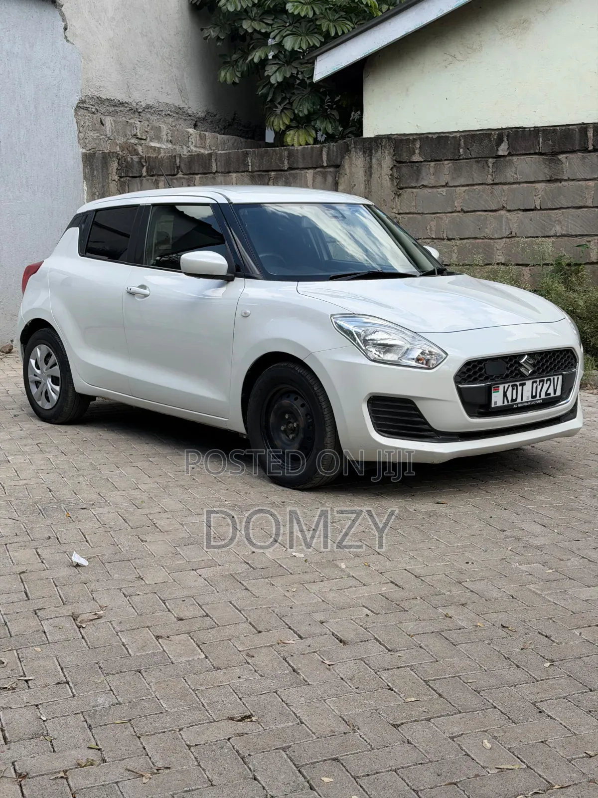 Suzuki Swift 2019 White