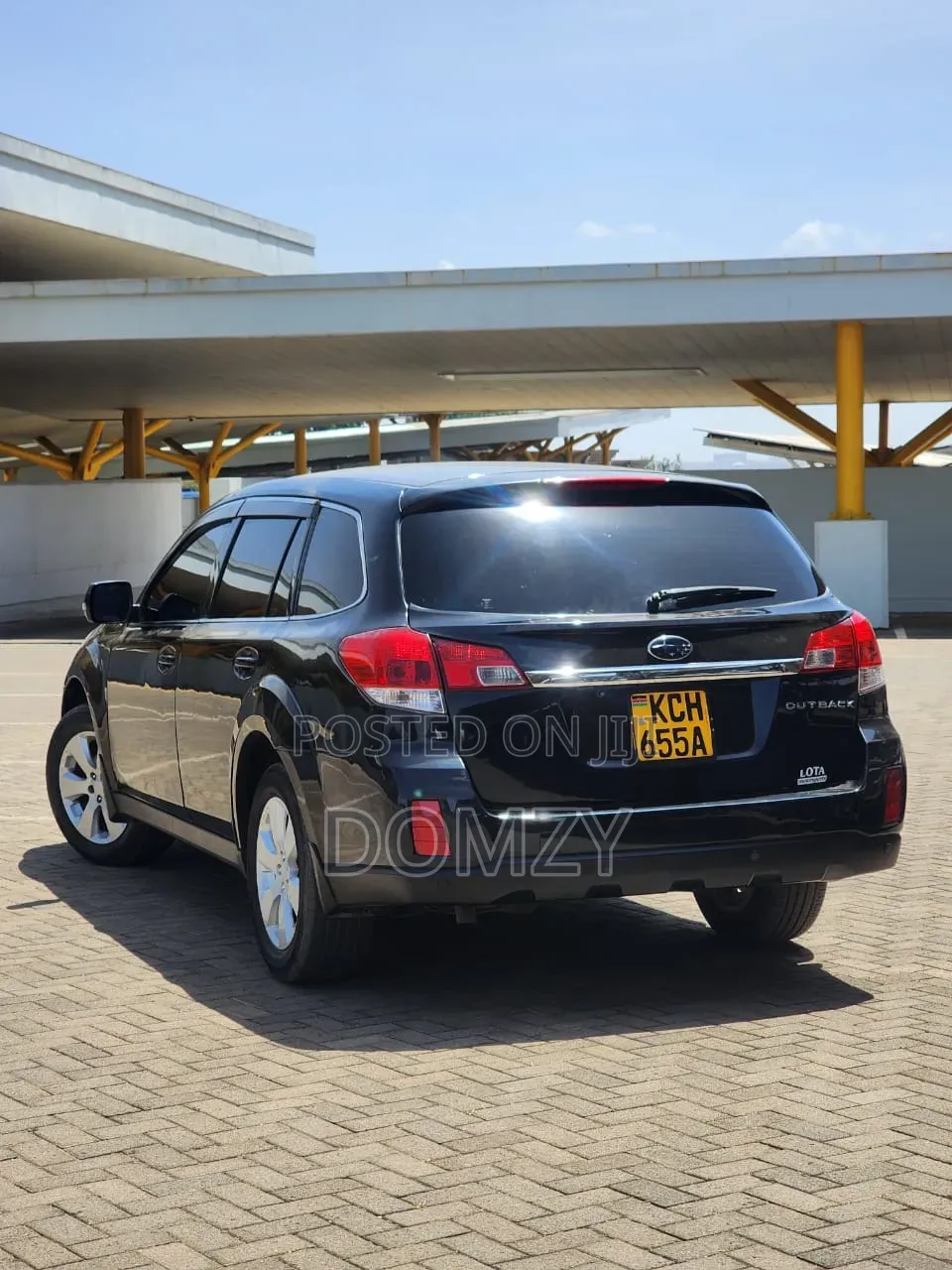 Subaru Outback 2011 Black