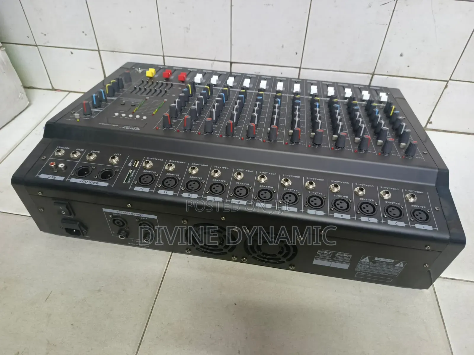 Powered Mixer Max 12 Channels