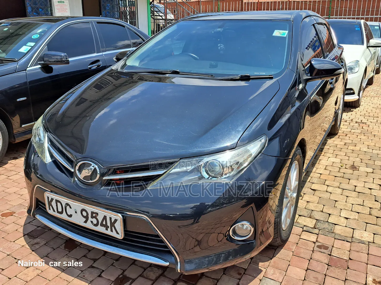 Toyota Auris 2014 Black