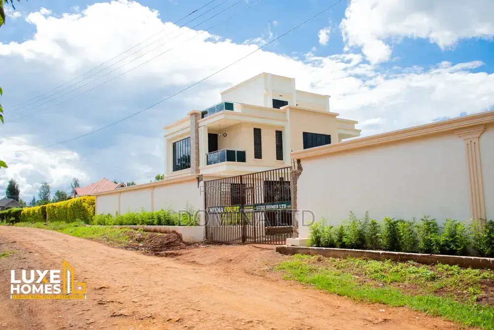 4bdrm Maisonette in Neema Court, Kamakis for sale
