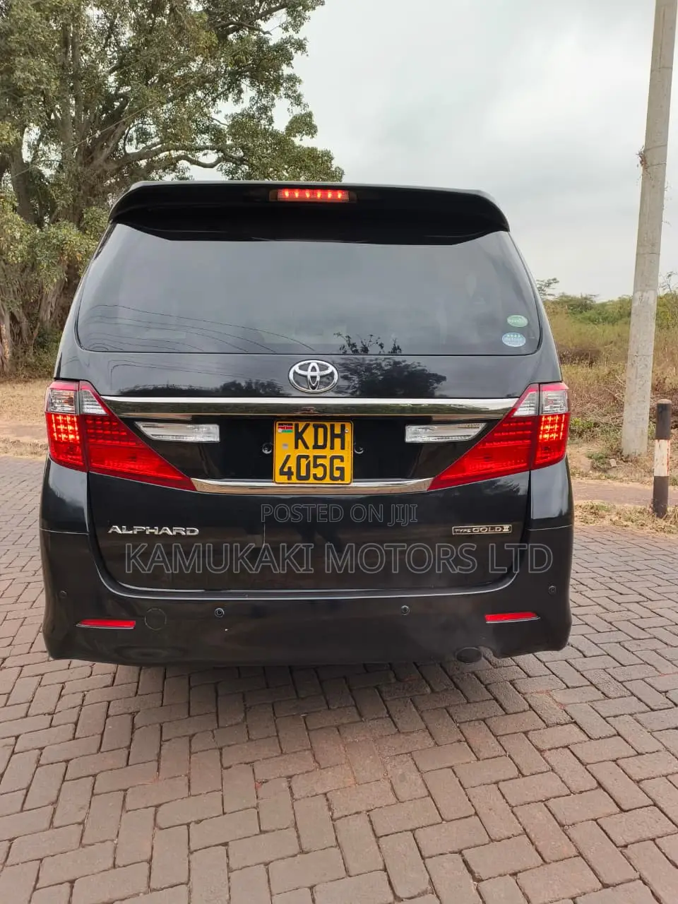 Toyota Alphard 2.4 Petrol FWD 2014 Black