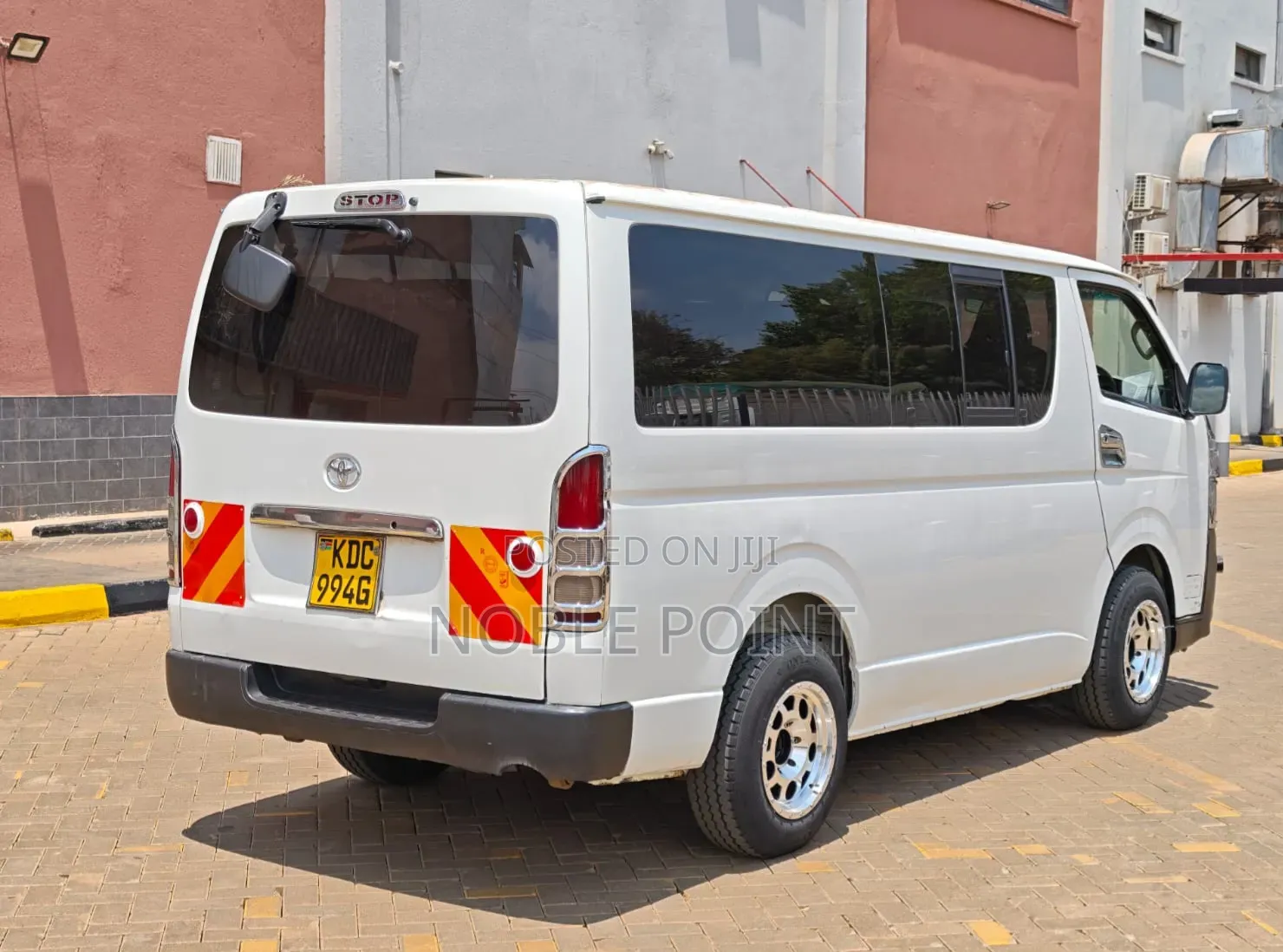 Toyota HiAce 2013 Black