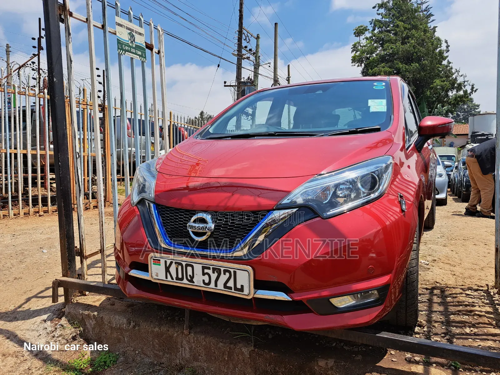 Nissan Note 2016 Red