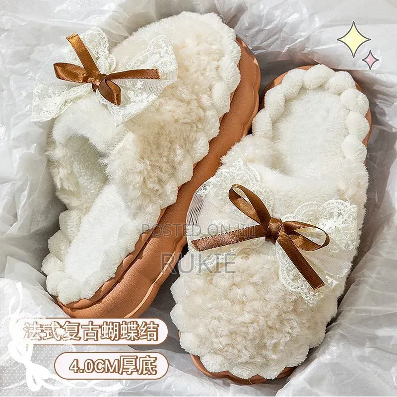 Indoors Shoes