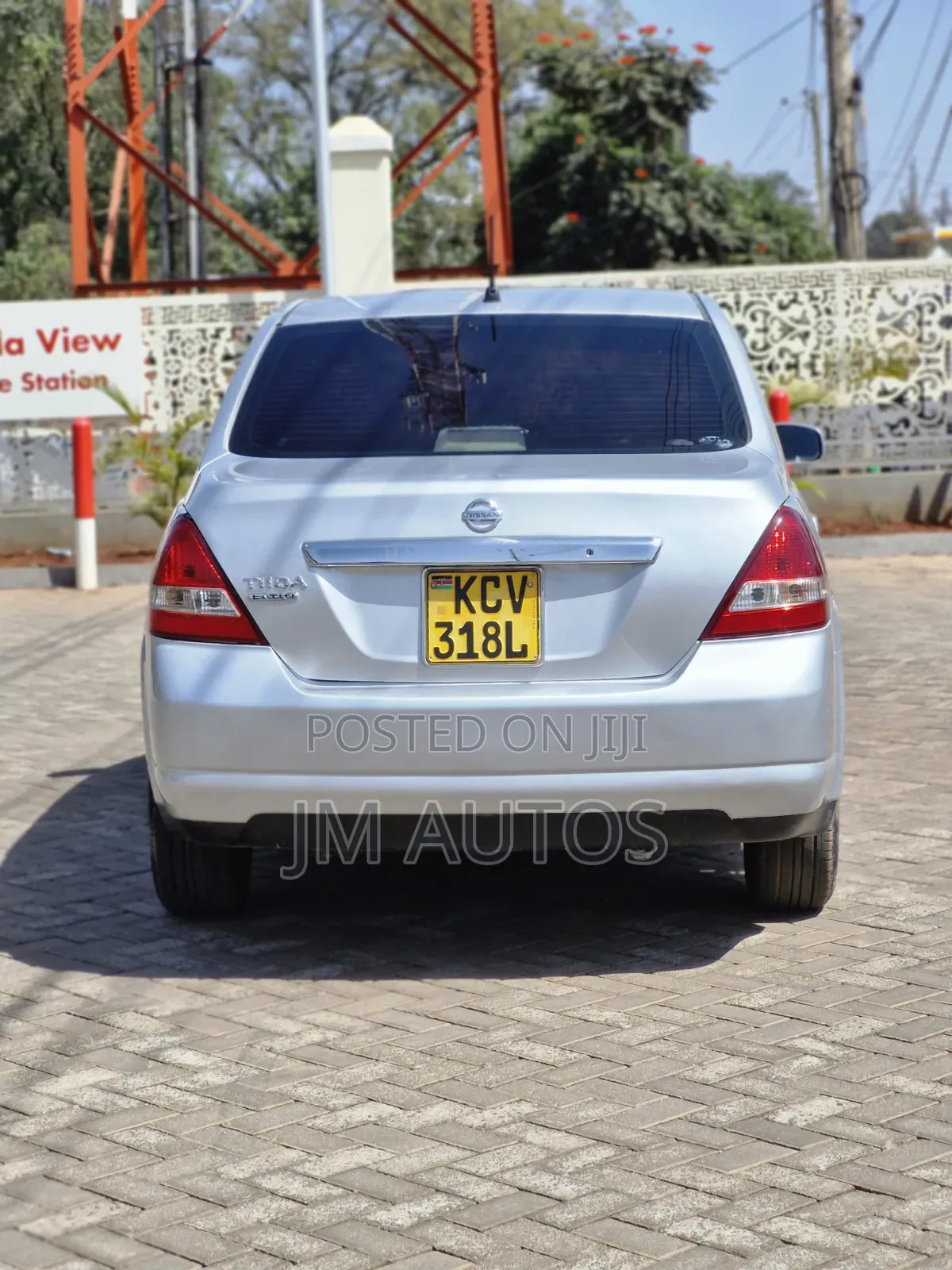 Nissan Tiida 1.5L 16V 2013 Silver