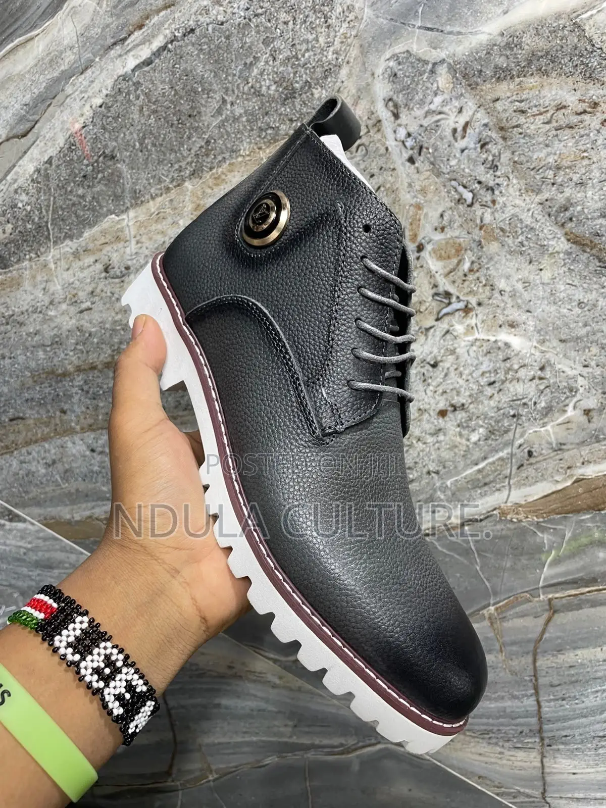 Casual Louis Vuitton Chukka Boots