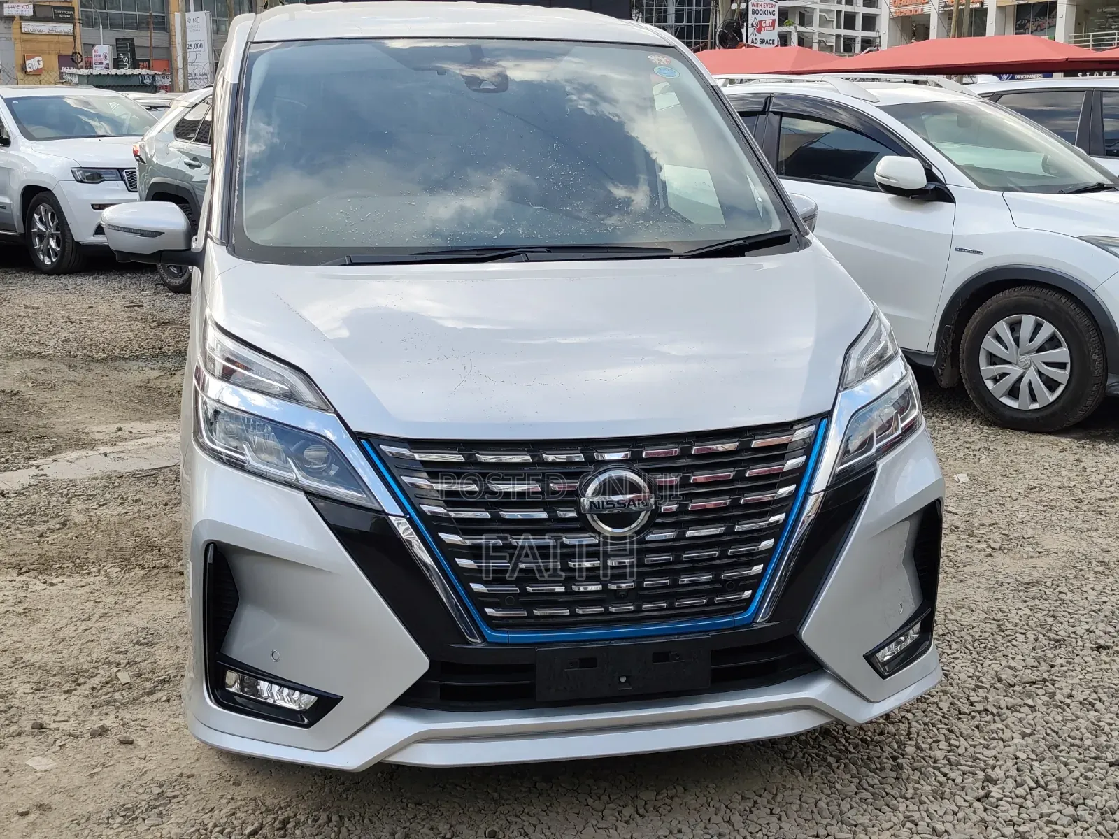Nissan Serena 2019 Silver