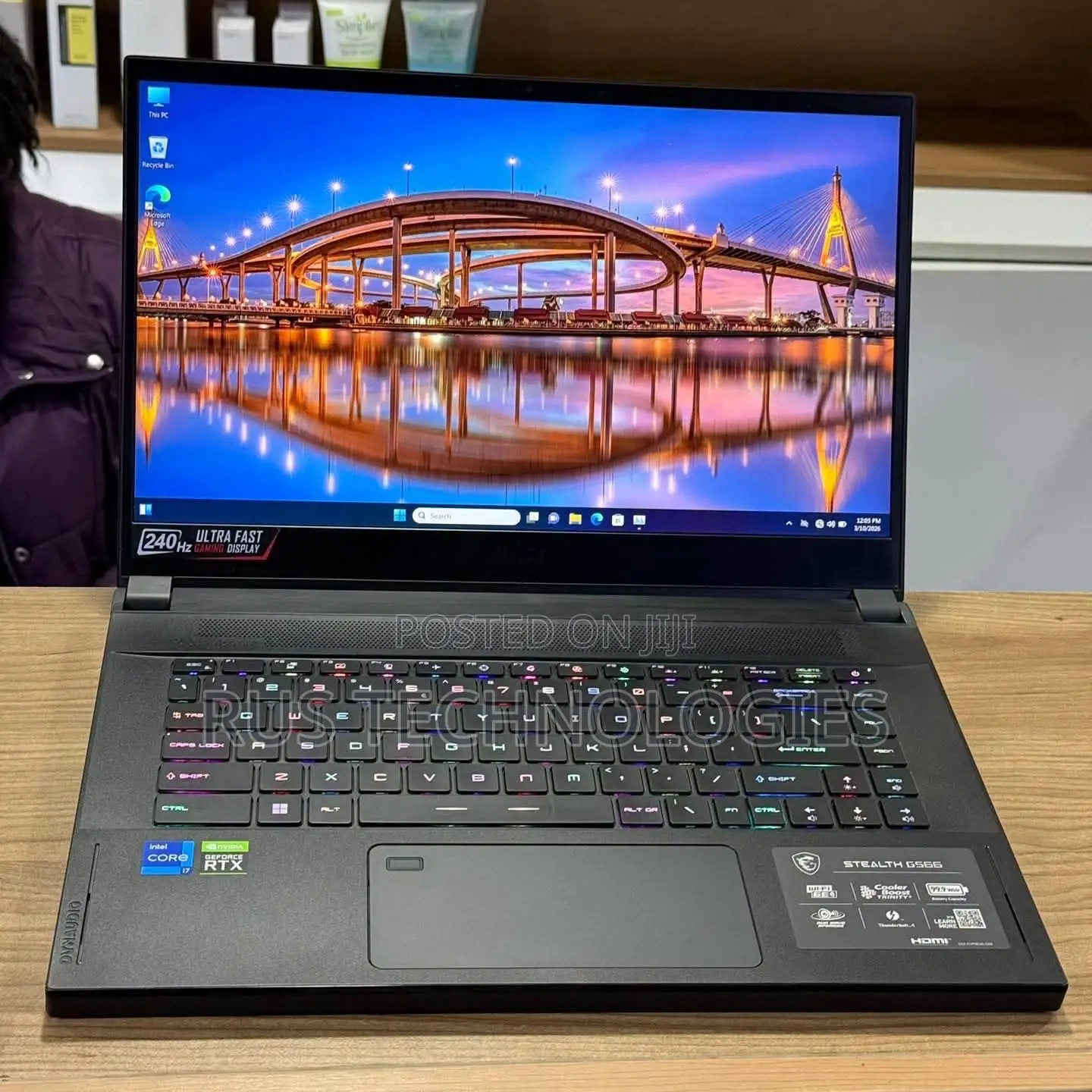 Laptop MSI GS66 Stealth 11UH 16GB Intel Core i7 SSD 512GB
