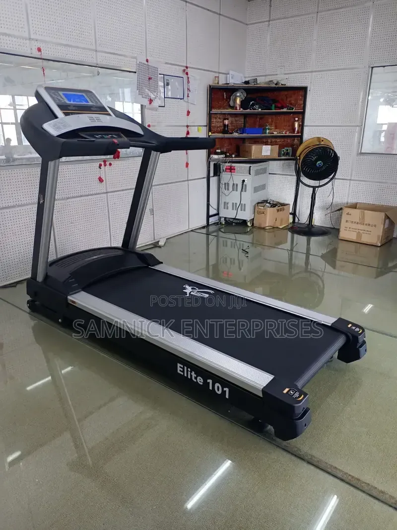 Elite-101 Commercial Treadmill