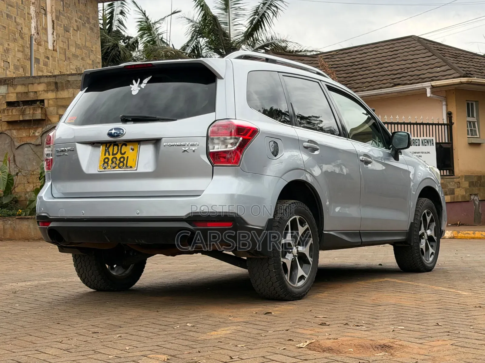 Subaru Forester 2.0XT Premium 4dr SUV AWD (2.0L 4cyl Turbo CVT) 2014