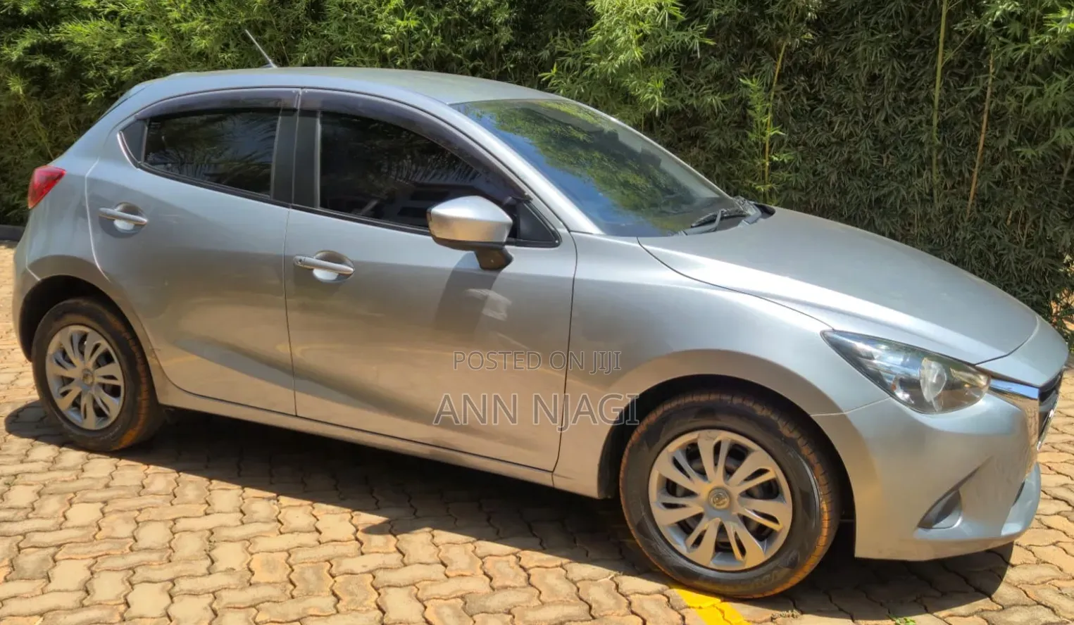 Mazda Demio 2016 Silver