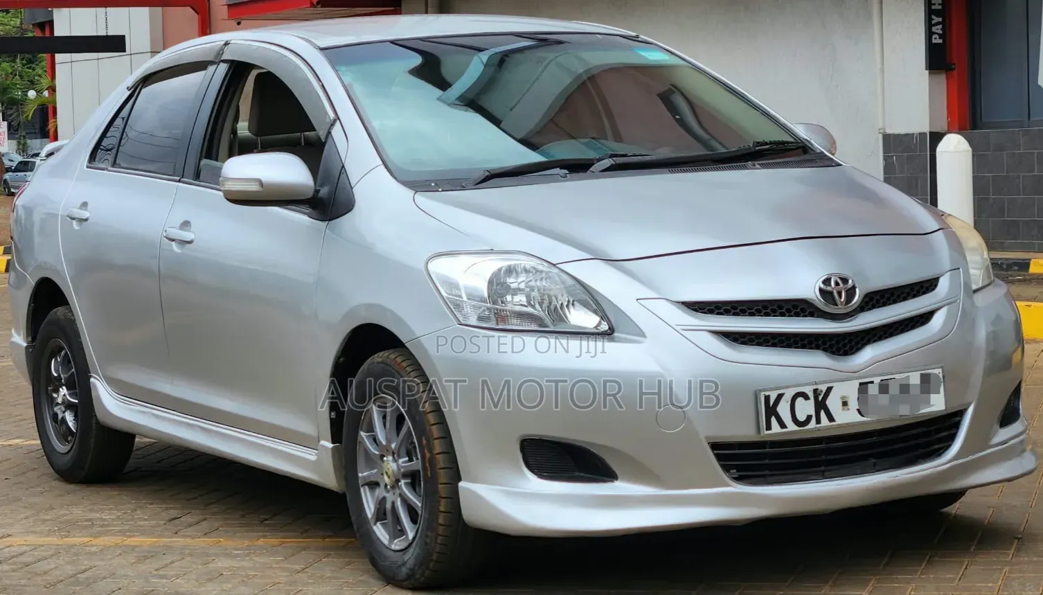 Toyota Belta 2009 Silver