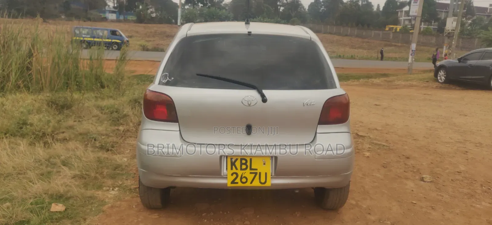 Toyota Vitz 2004 Silver