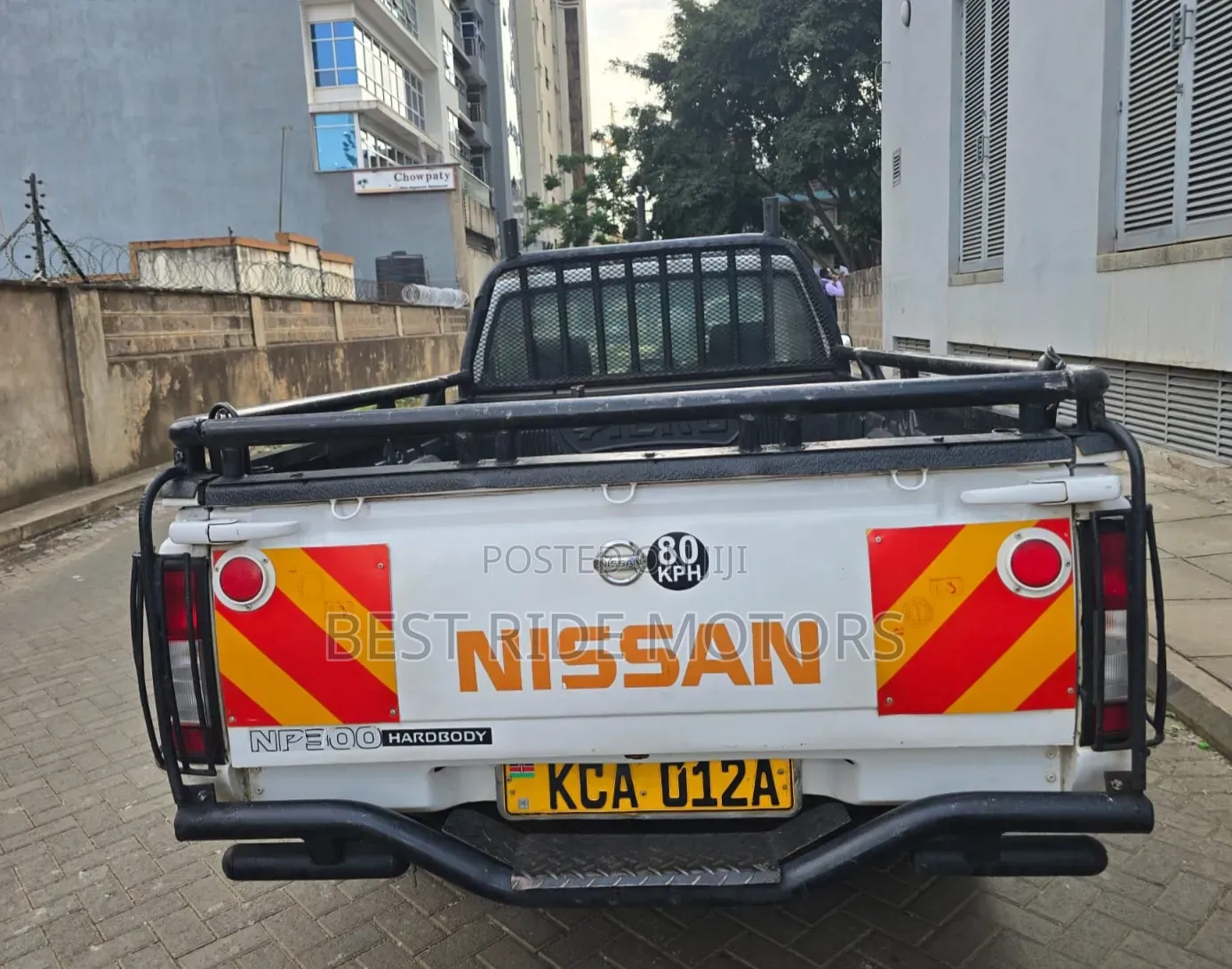 Nissan Hardbody 2013 White