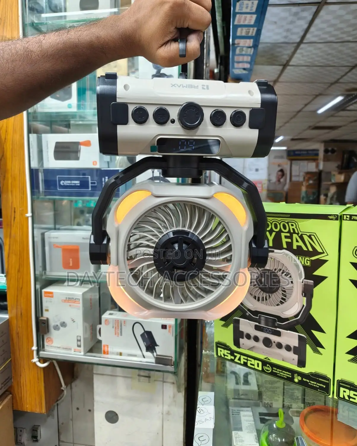 Remax Outdoor Fan Spray Cooling Fan 20000Mah Battery - RS-ZF20