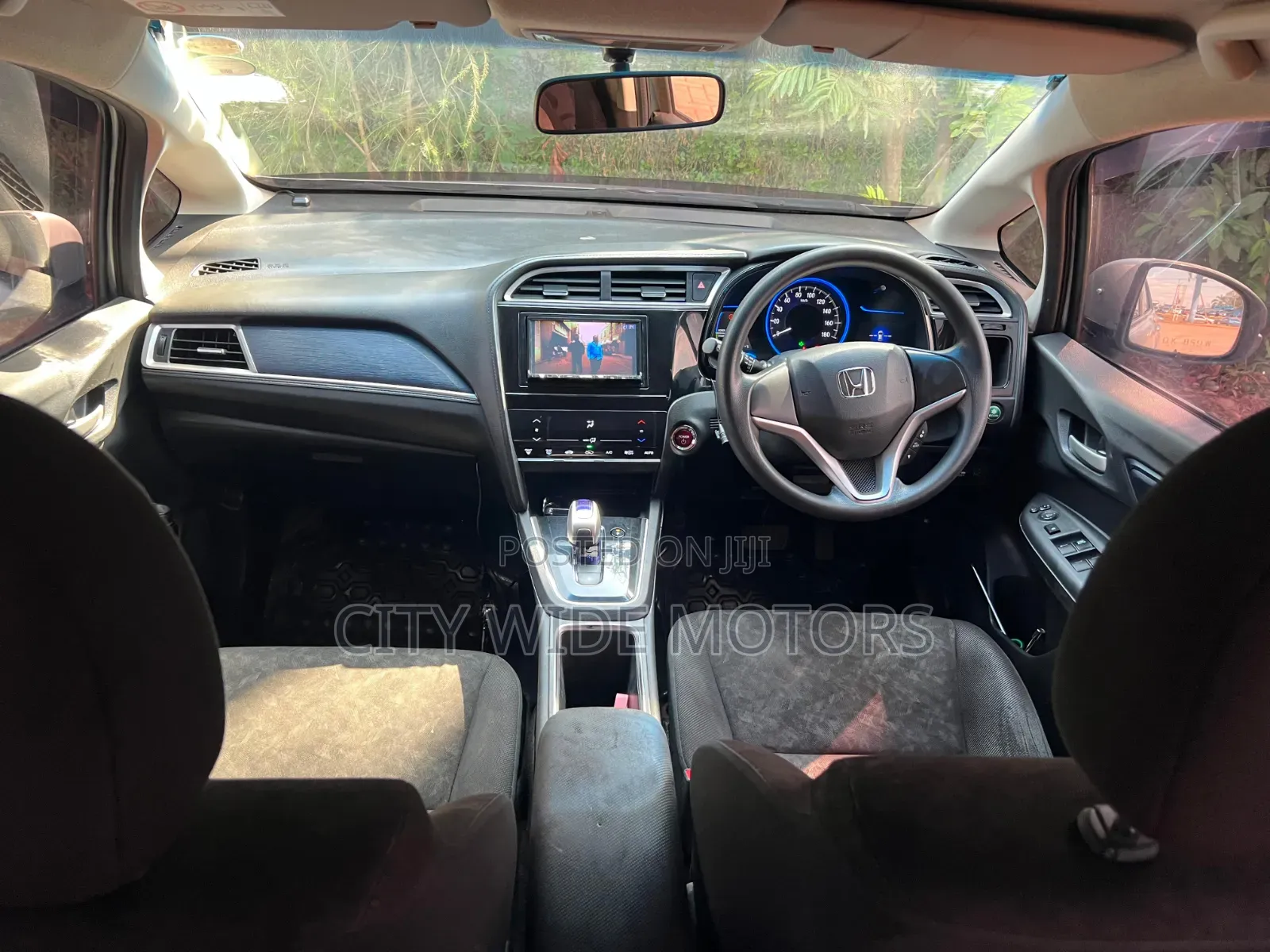 Honda Fit Shuttle 2013 Silver