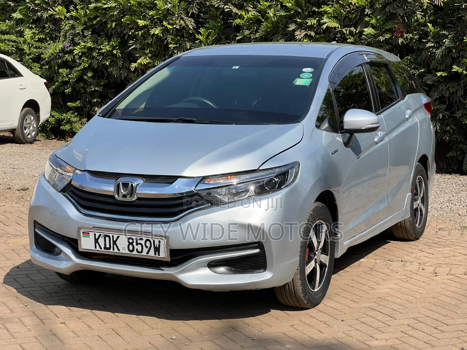 Honda Fit Shuttle 2013 Silver