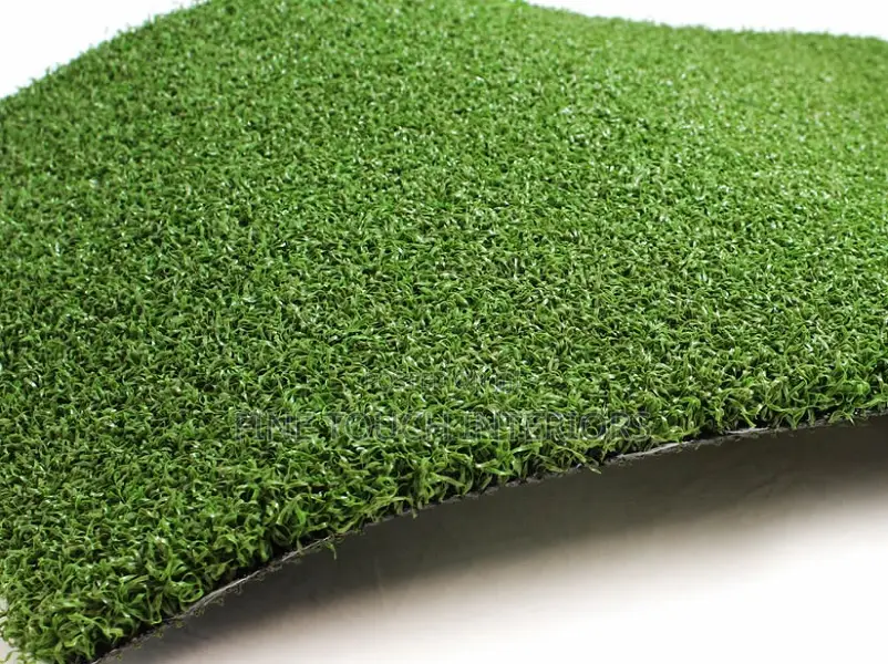 Backyard Artificial Green Grass Carpets