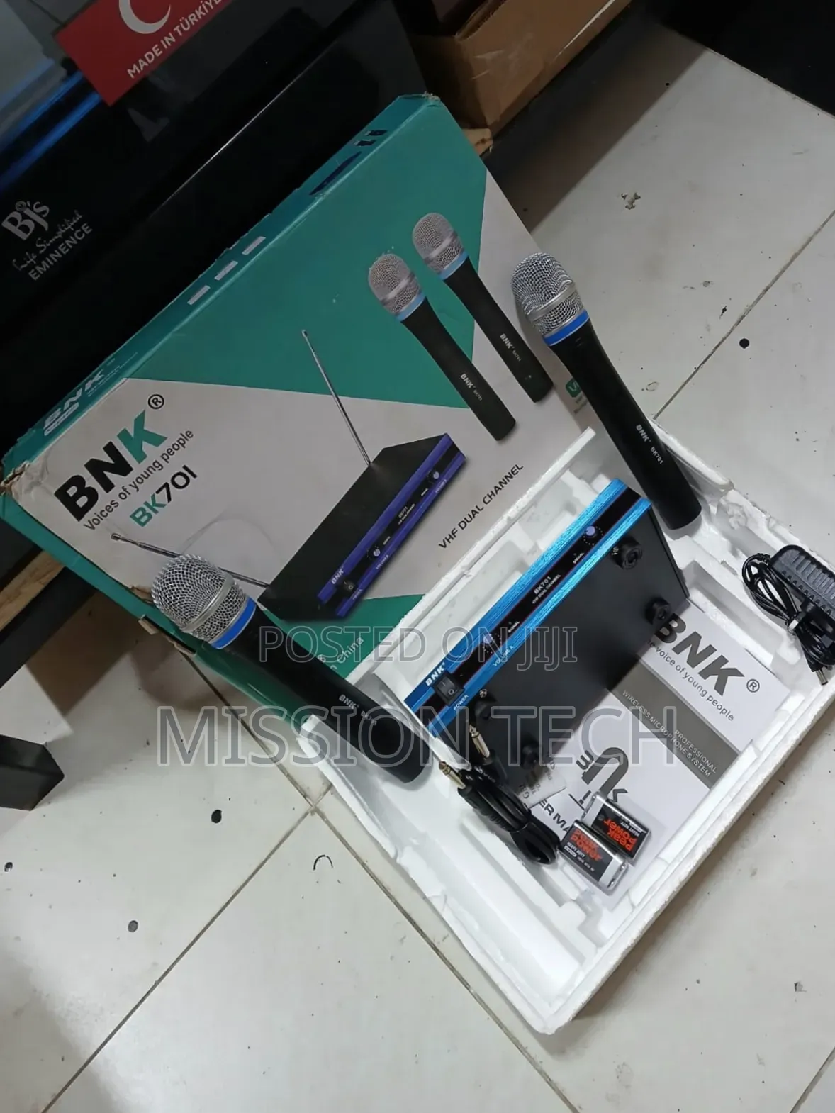 BNK **Professional** _VHF_ Dual-Channel Wireless Microphone System.
