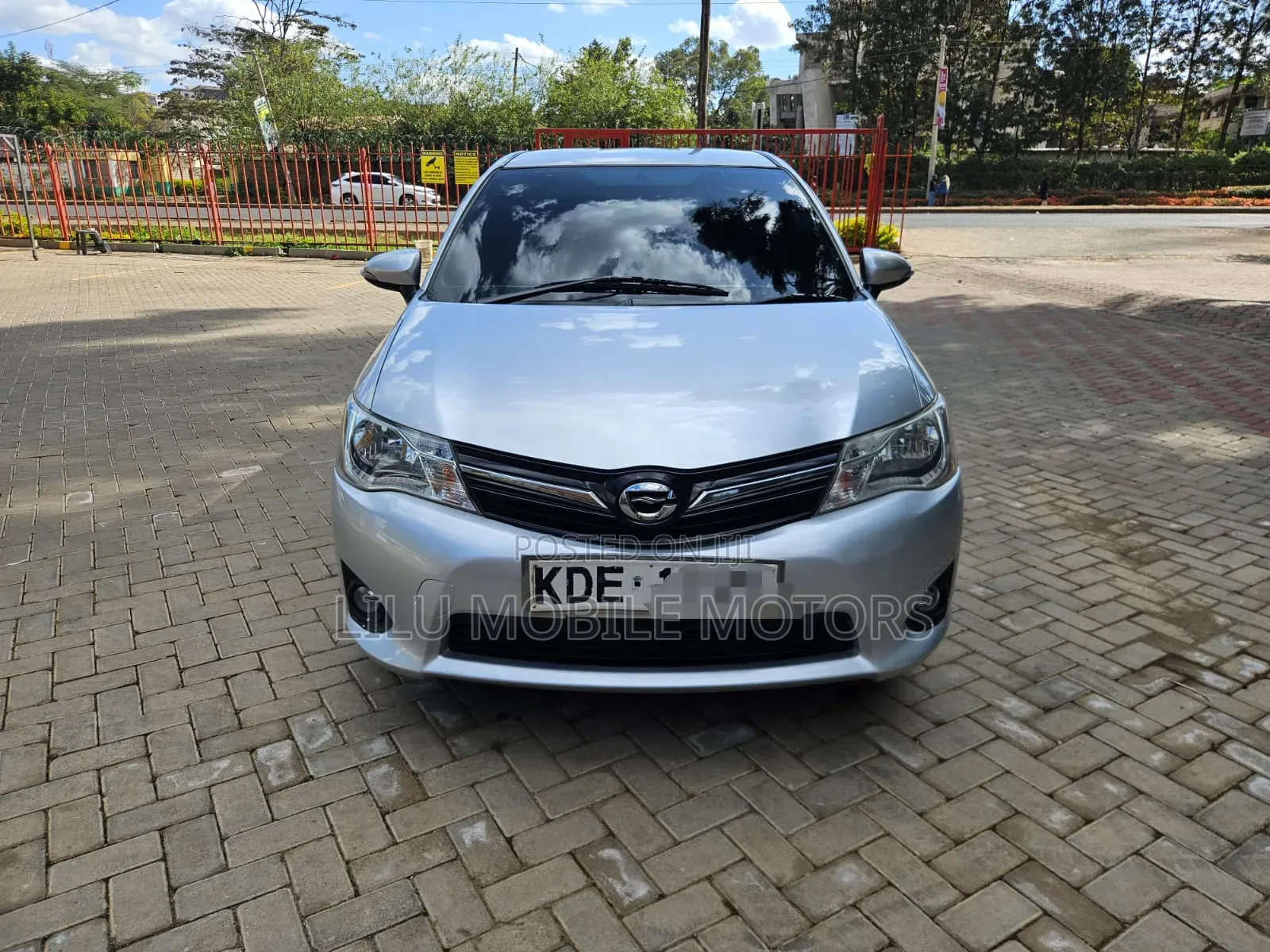 Toyota Corolla Fielder 2014 Silver