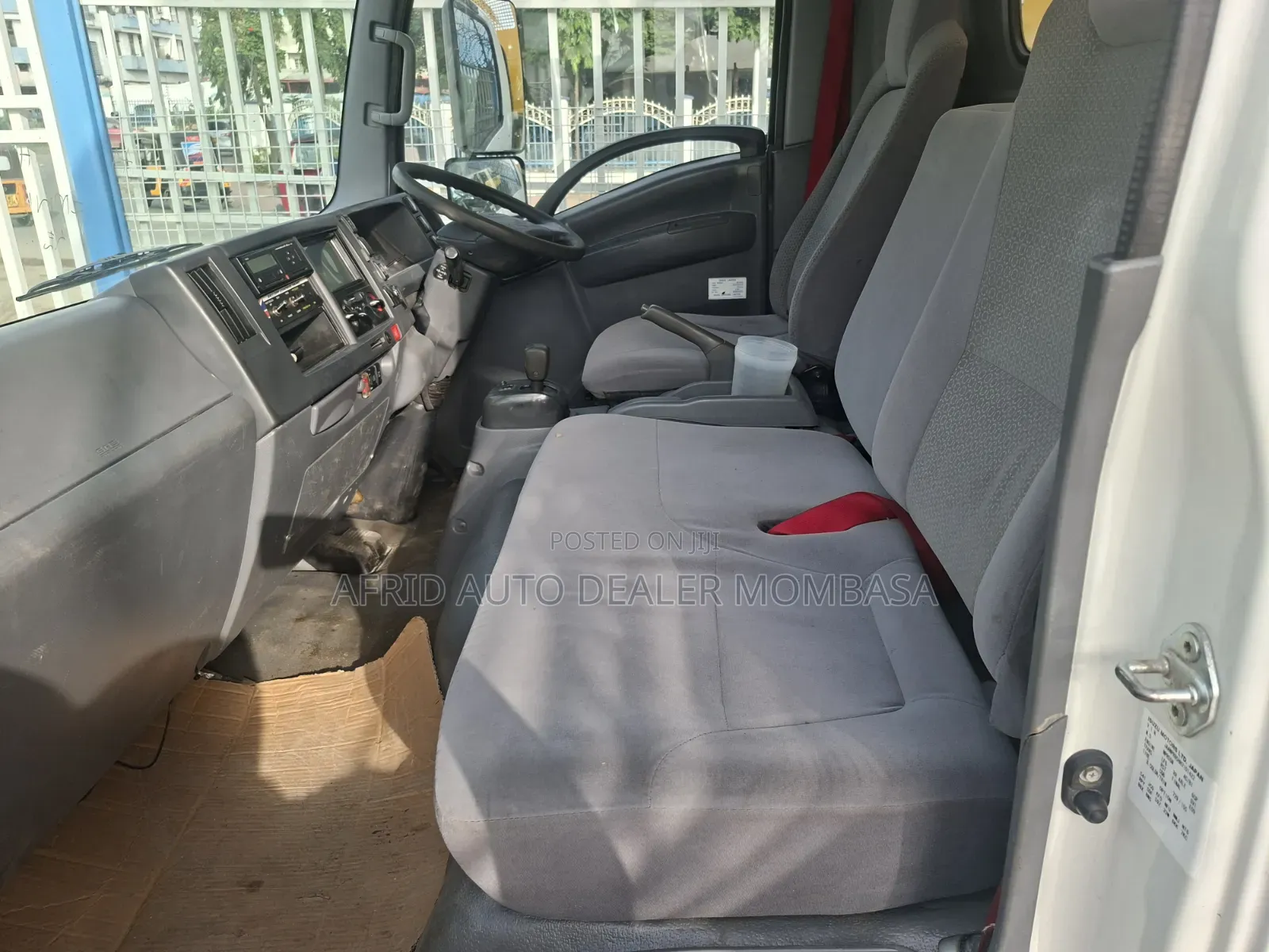 Isuzu Urban Tipper 2019