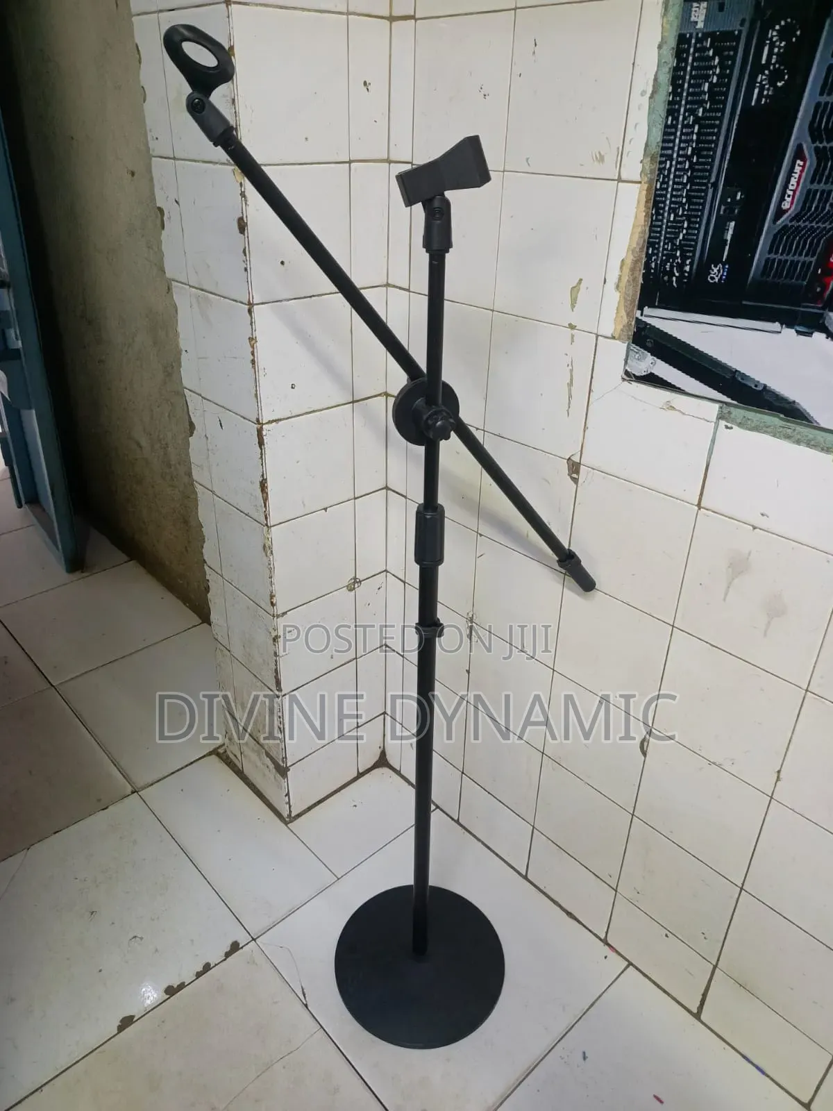 Pro Microphone Stand