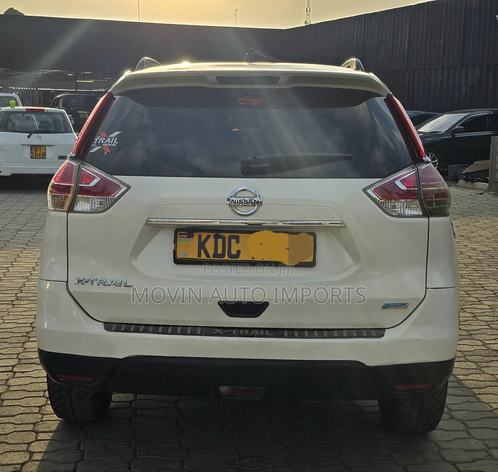 Nissan X-Trail 2.0 Petrol FWD 2014 White
