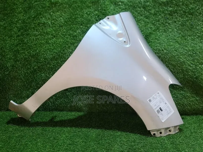 Toyota Vits Fender/Wing