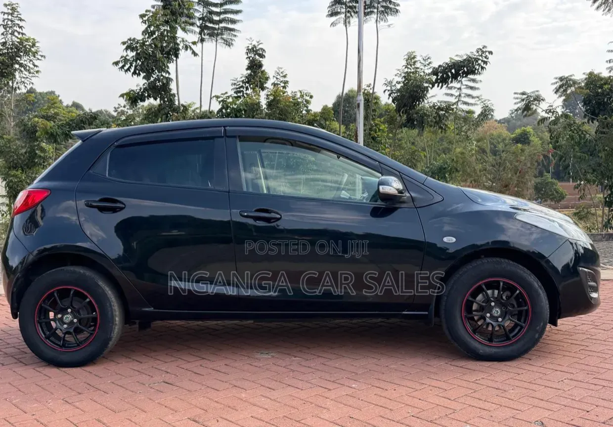 Mazda Demio 2012 Black