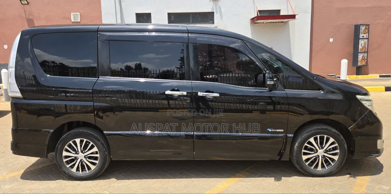 Nissan Serena 2016 Black