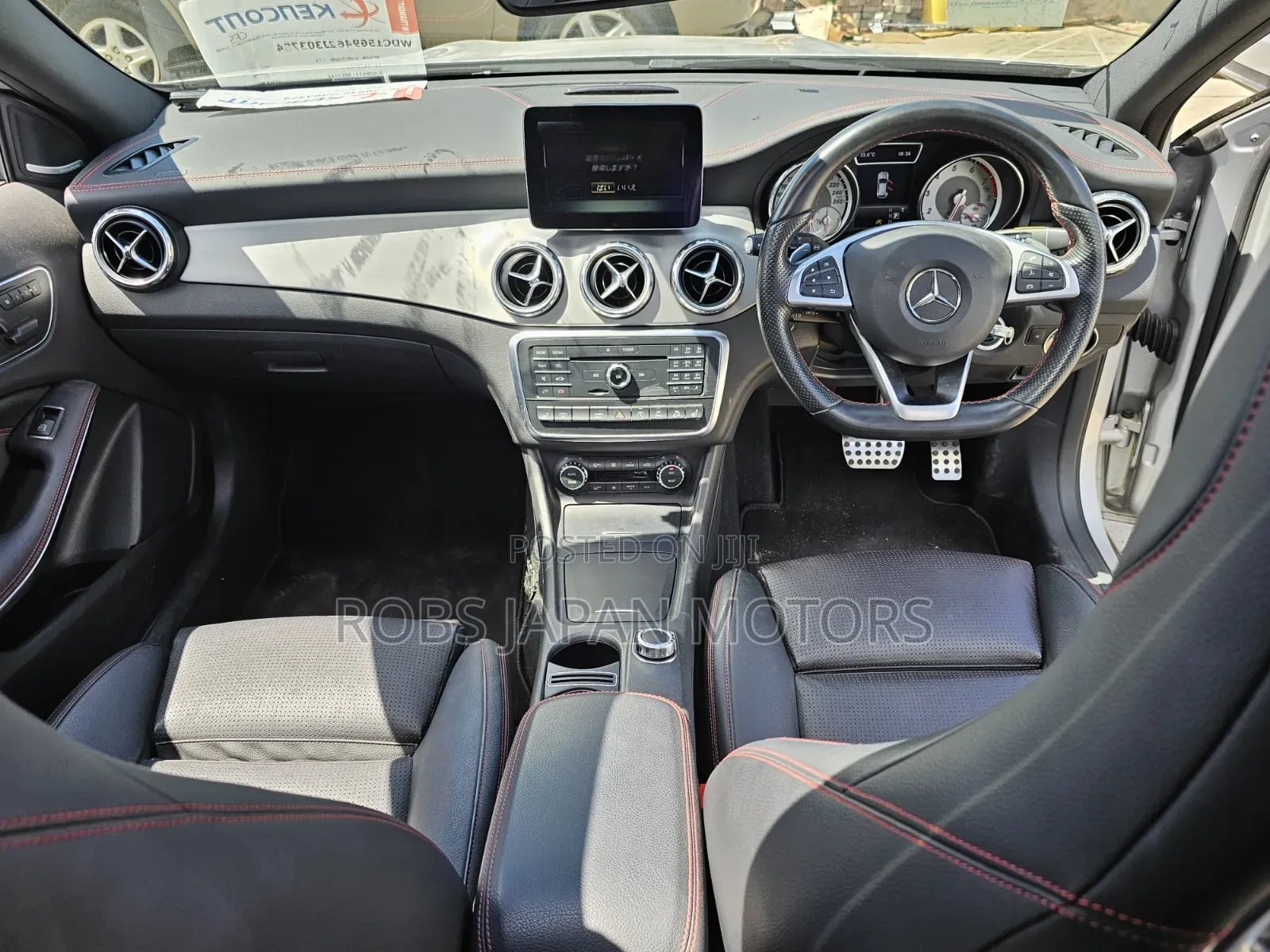 Mercedes-Benz GLA 250 2018 Silver