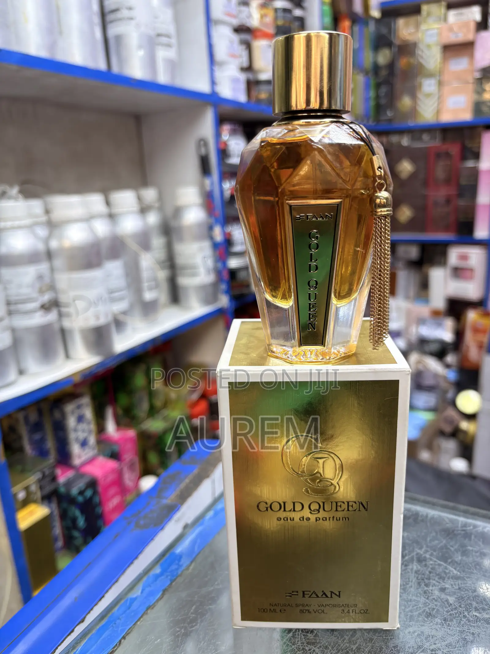 Gold Queen Faan for Women