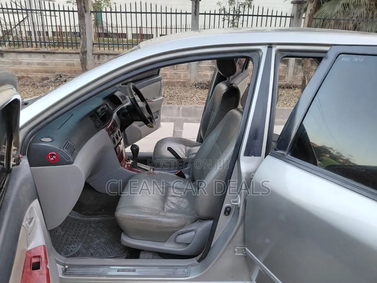 Toyota Corolla 2002 Silver