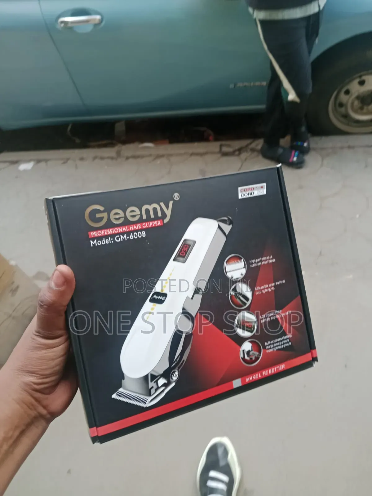 Cordless Geemy Professional Shaver With Smart LCD Display