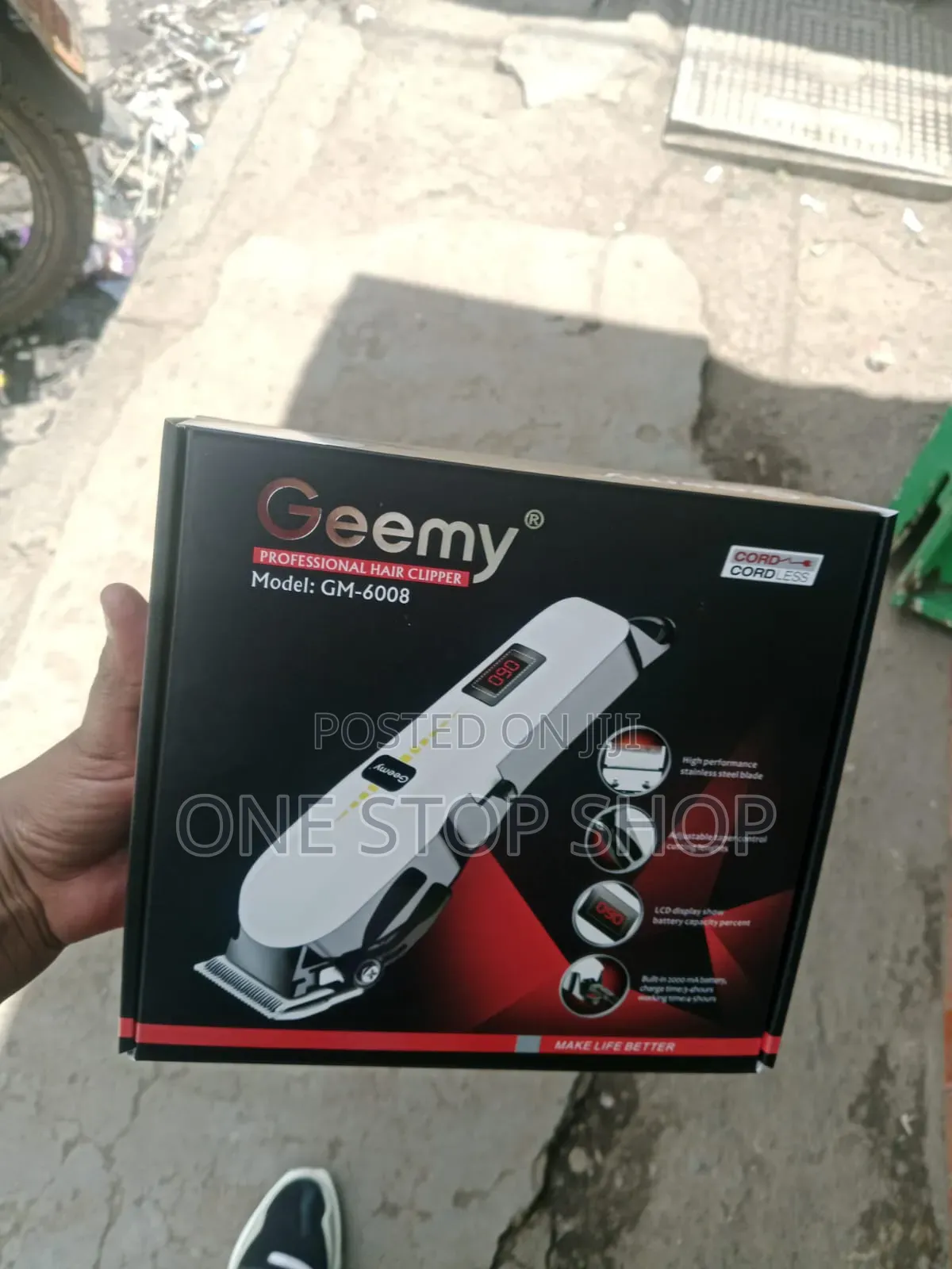 Cordless Geemy Professional Shaver With Smart LCD Display