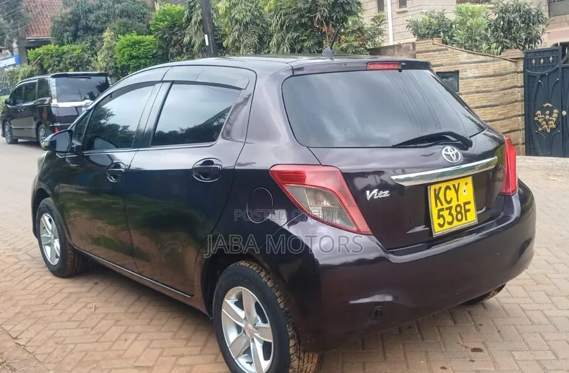 Toyota Vitz 2013 Black