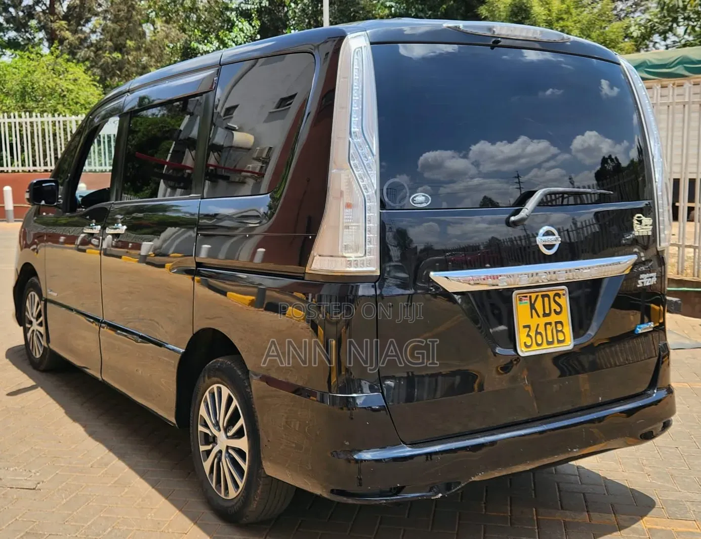 Nissan Serena 2016 Black
