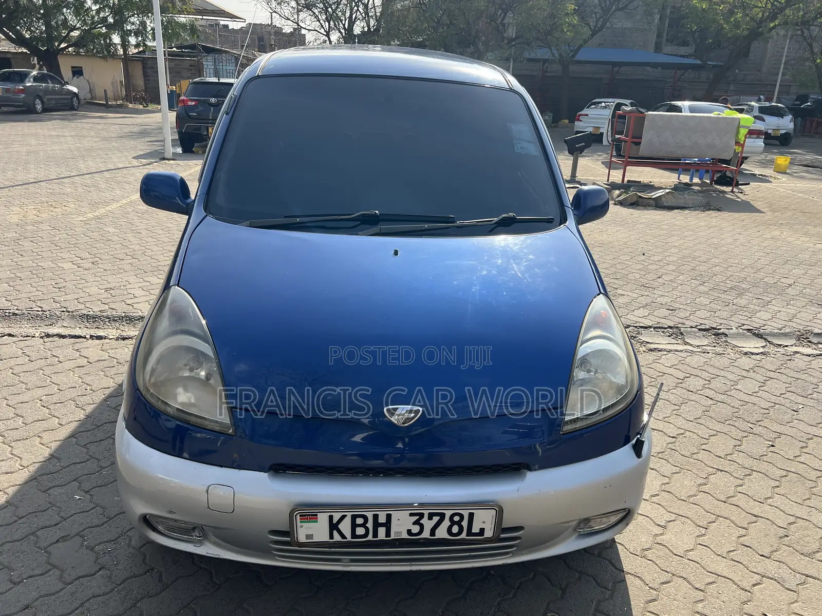 Toyota Porte 2005 Blue