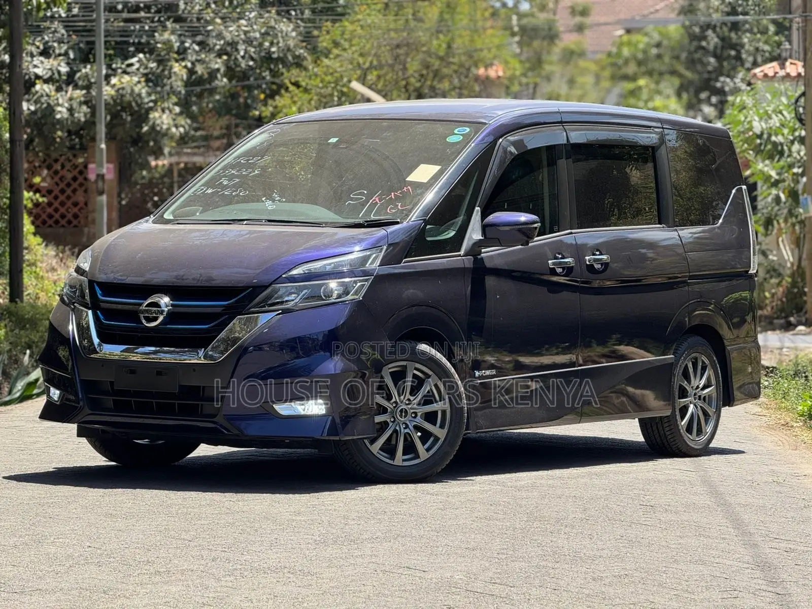 Nissan Serena 2019 Blue
