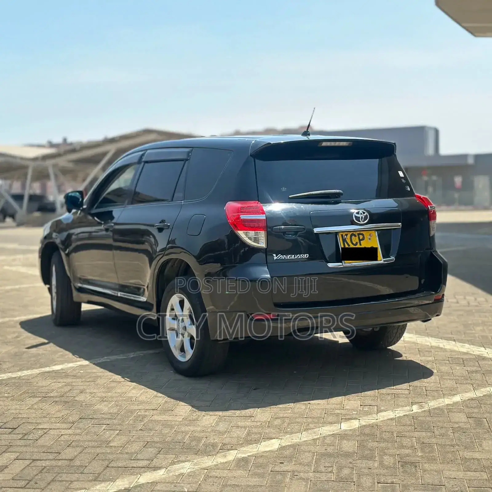 Toyota Vanguard 2010 Black