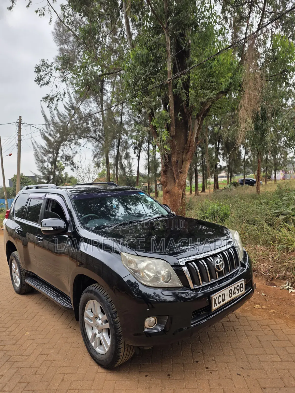 Toyota Land Cruiser Prado 2011 Black