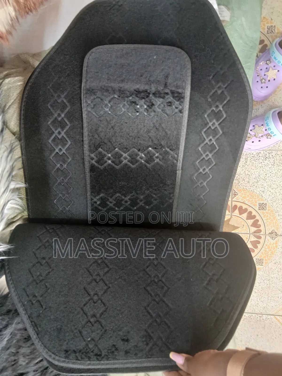 Soft and Stylish Black Woolen Car Floor Mats